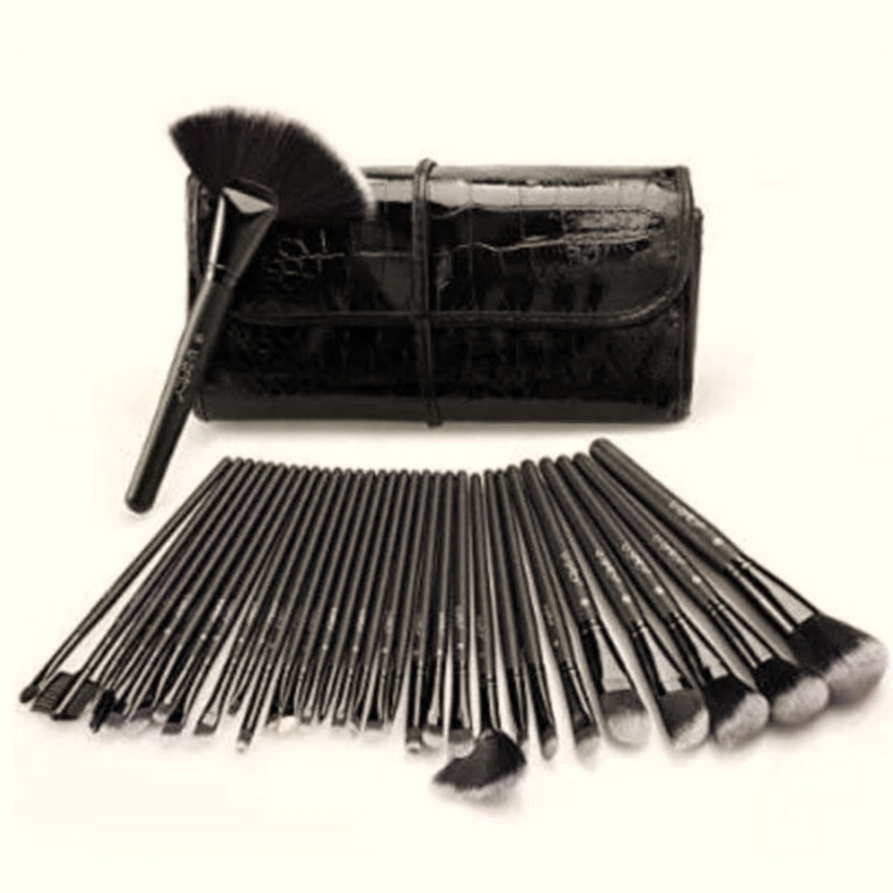 NEW~Top Quality 32 Piece Makeup Brush Set & Black Croco Clutch Case
